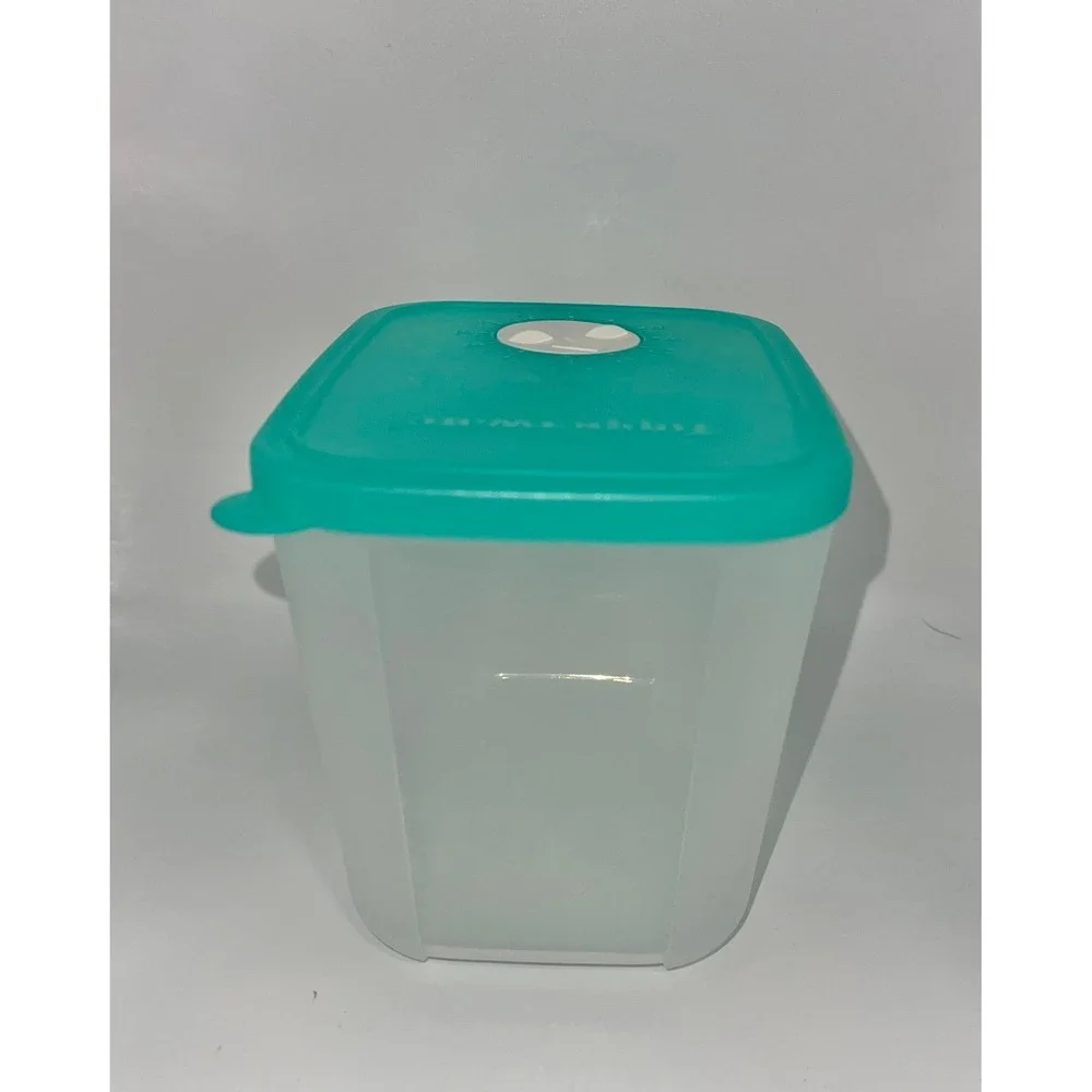 Tupperware #4164 Clear/green Refrigerator/Freezer‎ Mate Date Dial 4 cup
